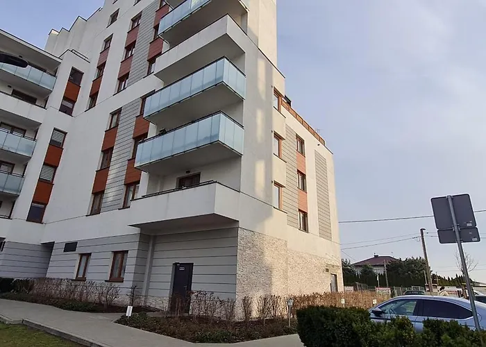 Metro Modern Warsaw Apartments