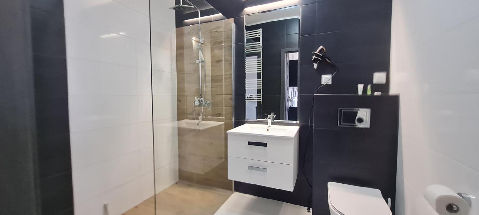 Metro Modern Apartament *